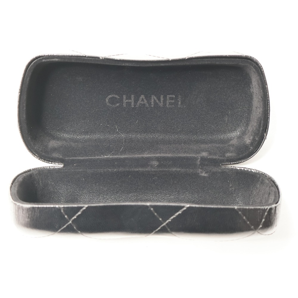 Chanel Black Quilted Leather Sunglasses Case Hard‎ Shell CC Logo Clamshell Case - Picture 4 of 8